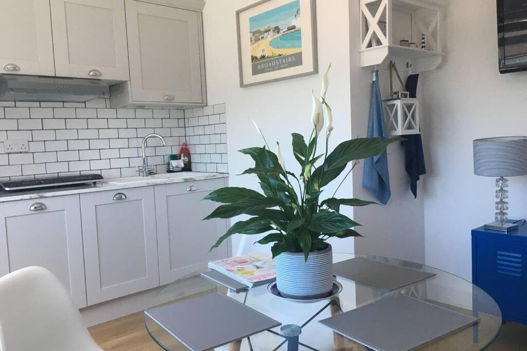 Stylish Holiday Let In Central Broadstairs Leilighet Eksteriør bilde